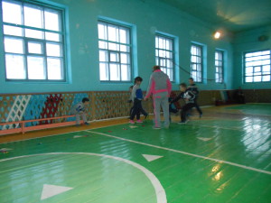 На уроке физкультуры